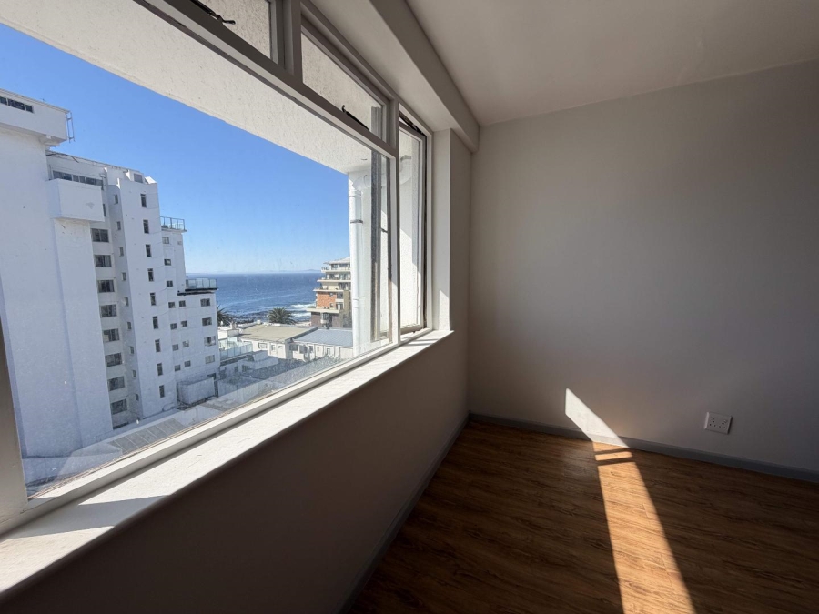 To Let 2 Bedroom Property for Rent in Sea Point Western Cape